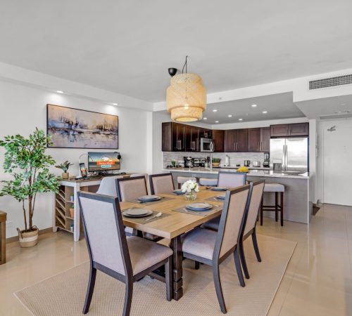 5601Collins1106-24