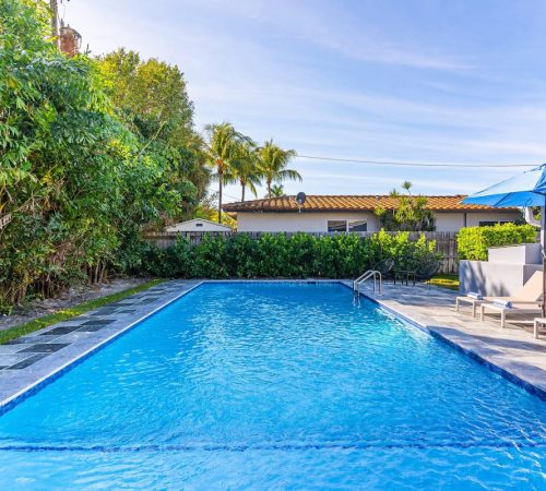 6b39c199-4d95-40d8-a796-5a8ef5ec8e81 (1)